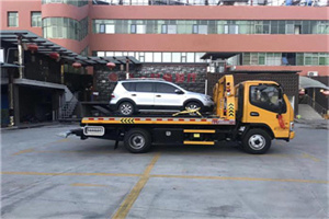 驻马店汽车紧急补胎换胎救援